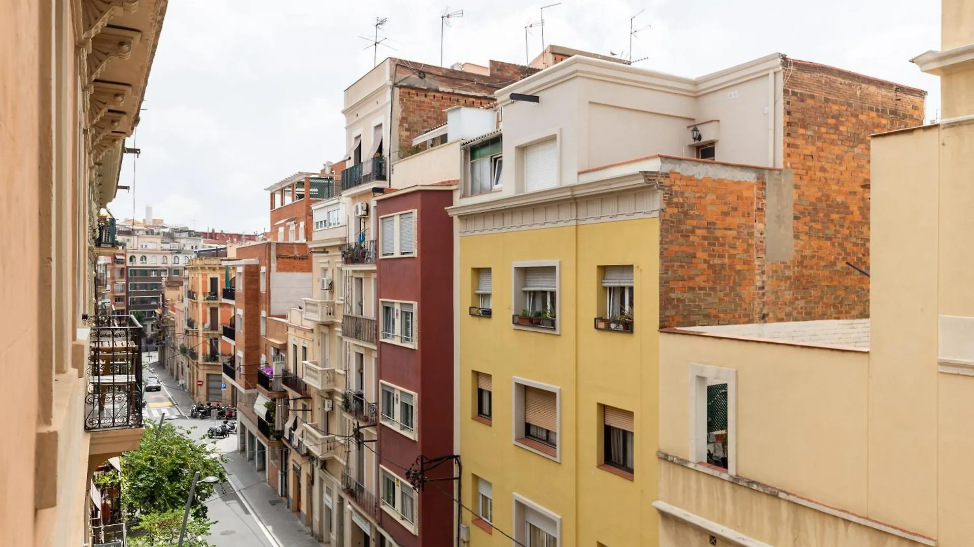Deco Apartments Barcelona-Sants  Barcelona