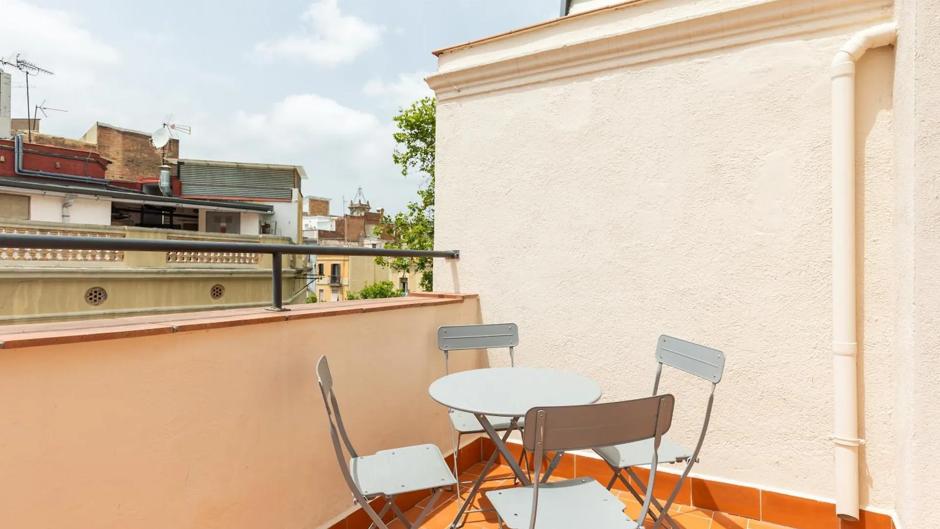Deco Apartments Barcelona-Sants 0*, Barcelona