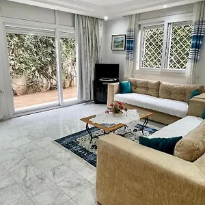 Etage De Avec Jardin, Pres De L'aireport Et Parking Prive Villa Ariana