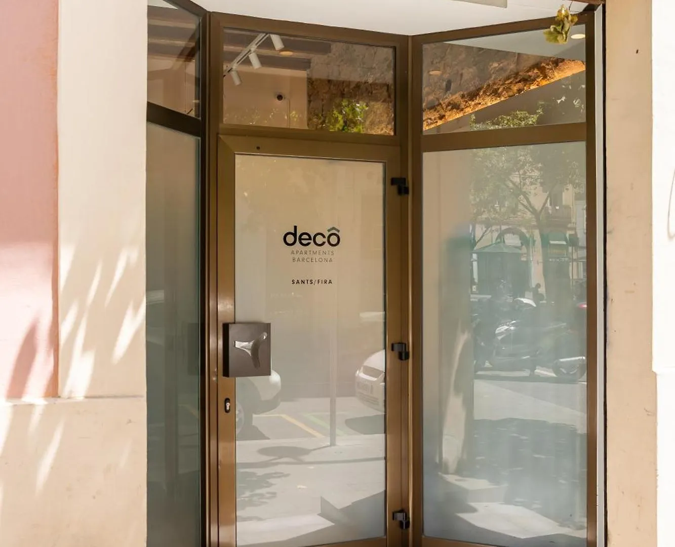 Deco Apartments Barcelona-Sants Spagna